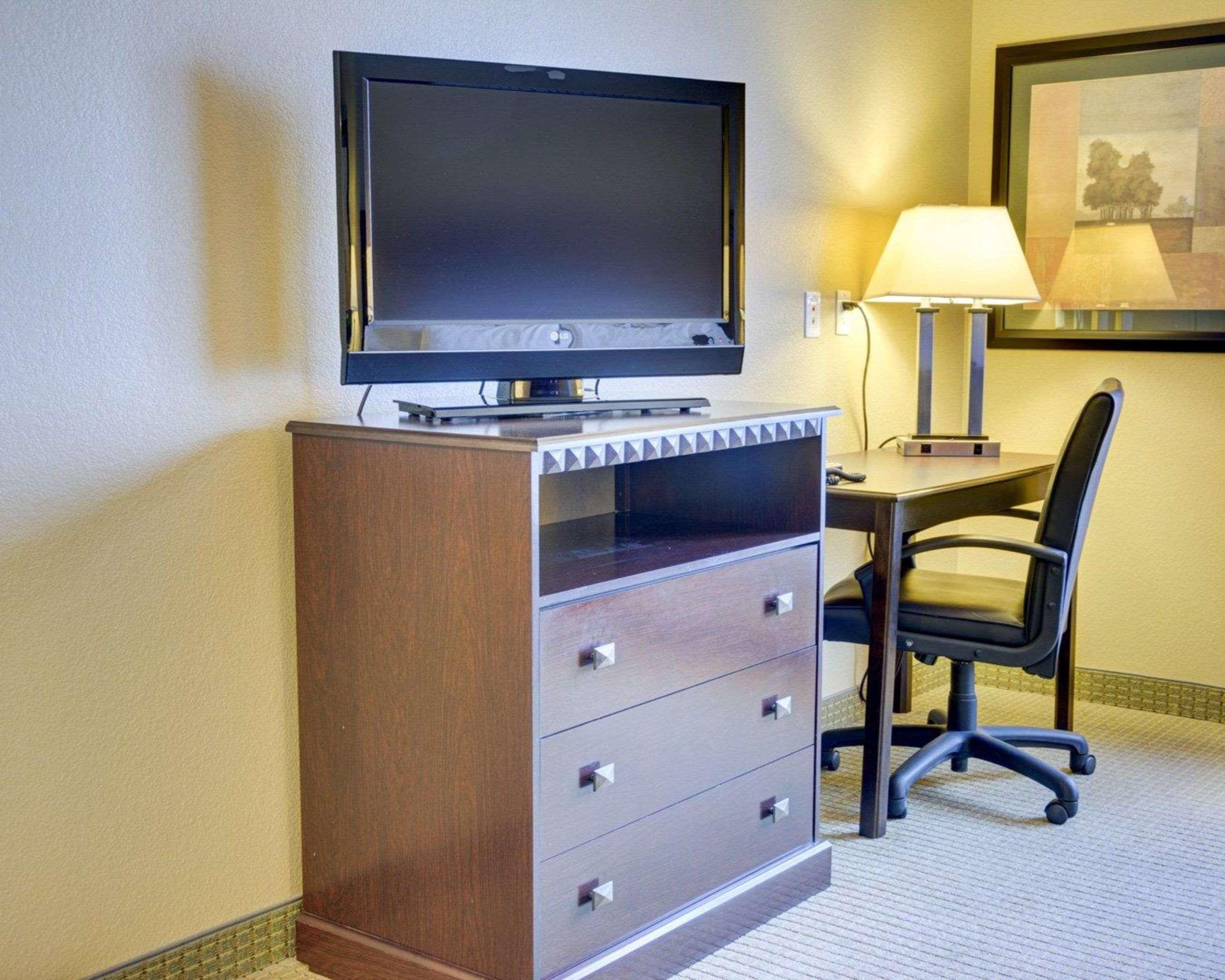 Comfort Inn & Suites Russellville I-40 Buitenkant foto