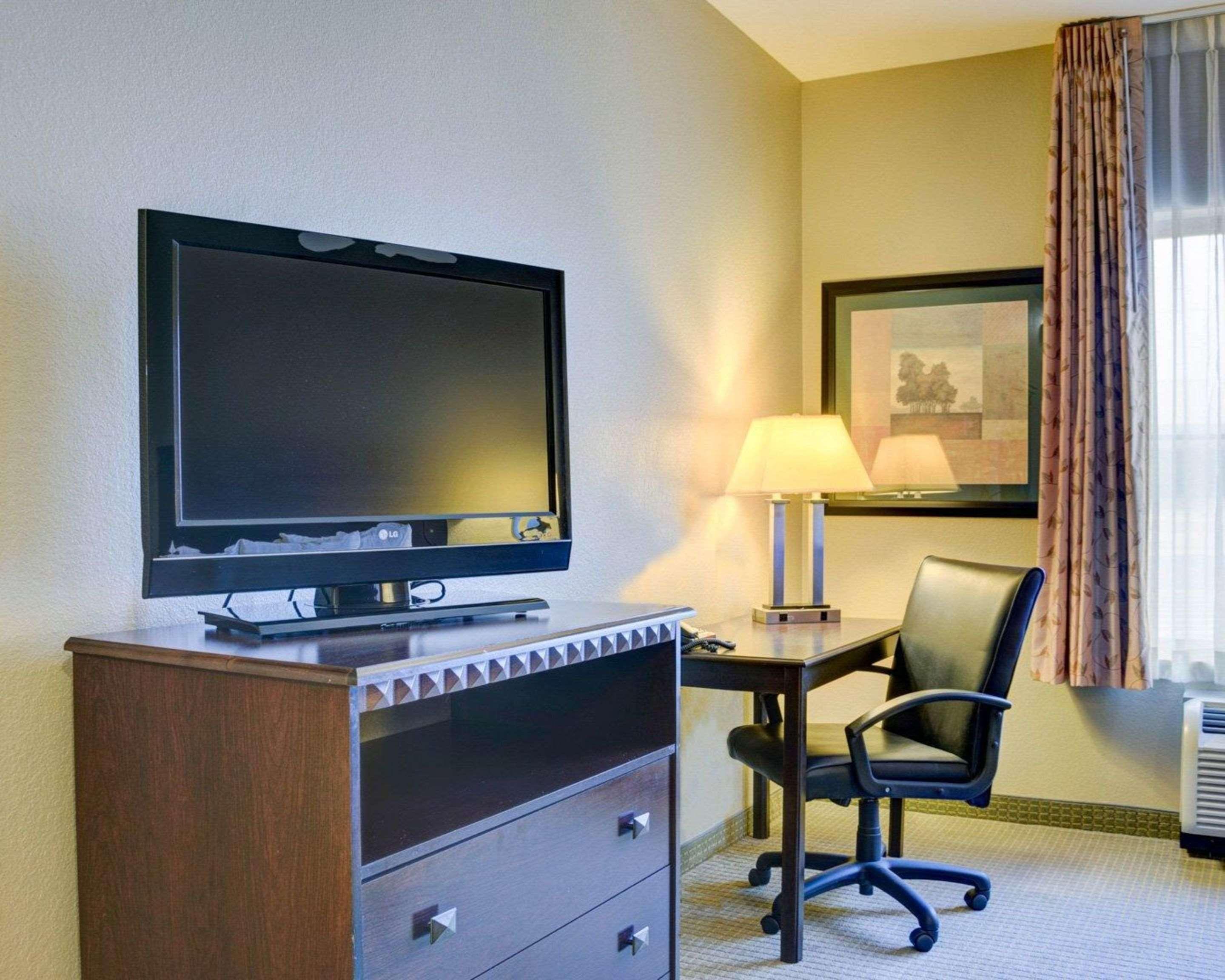 Comfort Inn & Suites Russellville I-40 Buitenkant foto