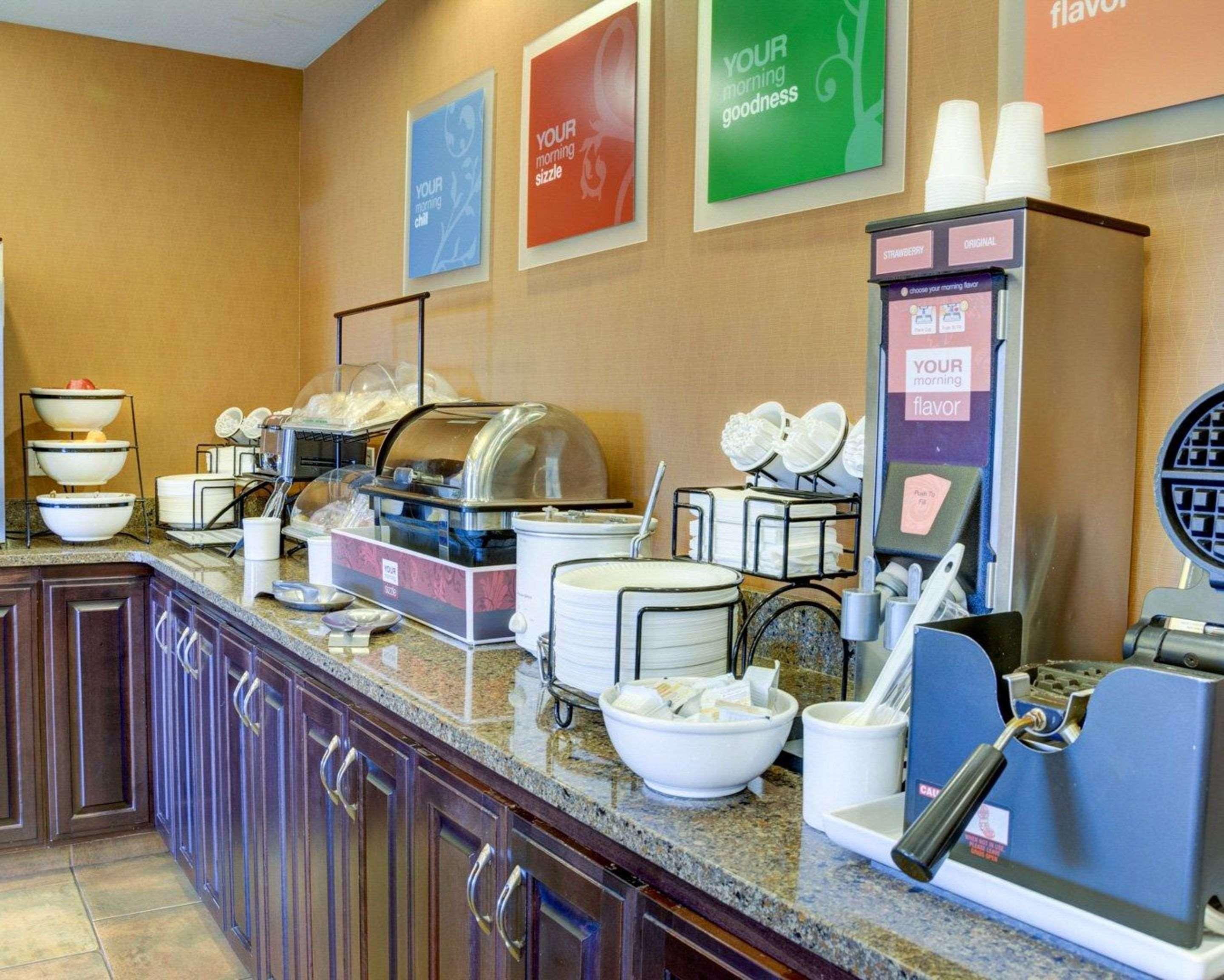 Comfort Inn & Suites Russellville I-40 Buitenkant foto